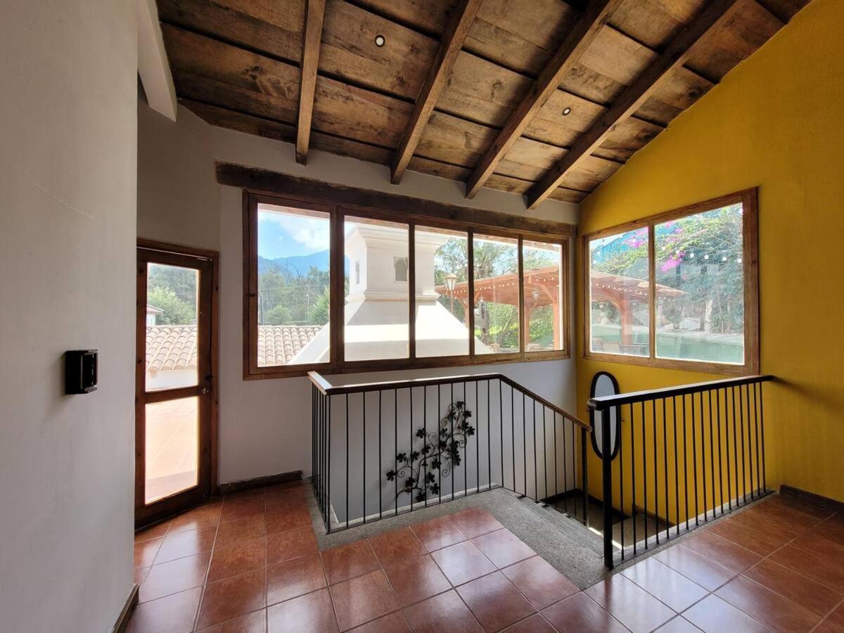 Amplia Casa Guatemala Con Pergola Y Jardin Holiday home